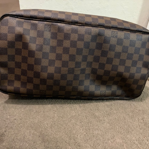 Louis Vuitton Damier Neverfull GM - Picture 4 of 4